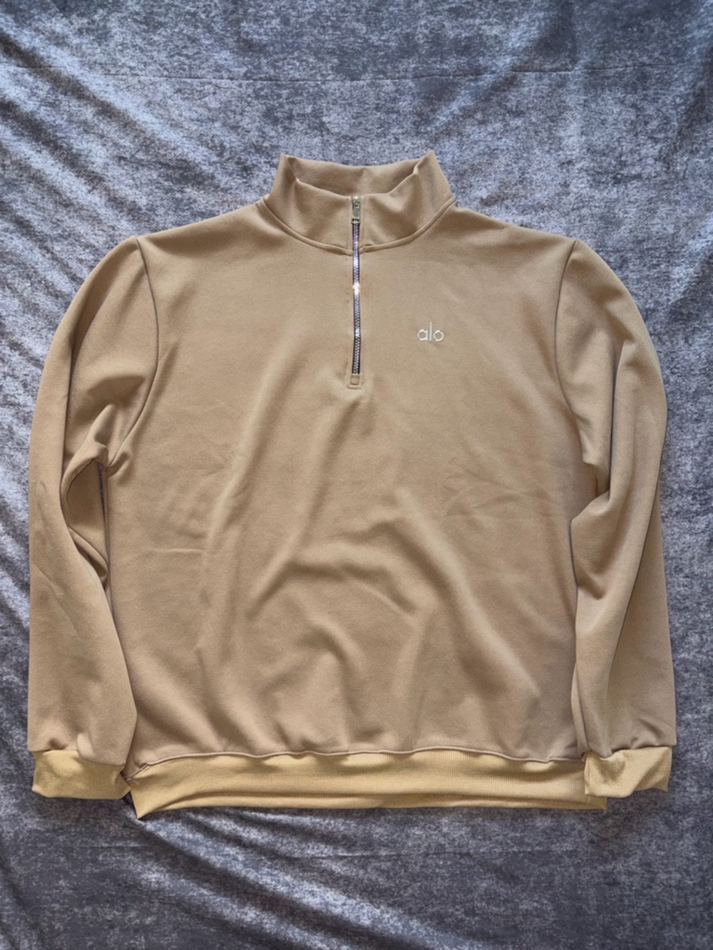 Alo Men’s Quarter-Zip Pullover Sweater in Tan